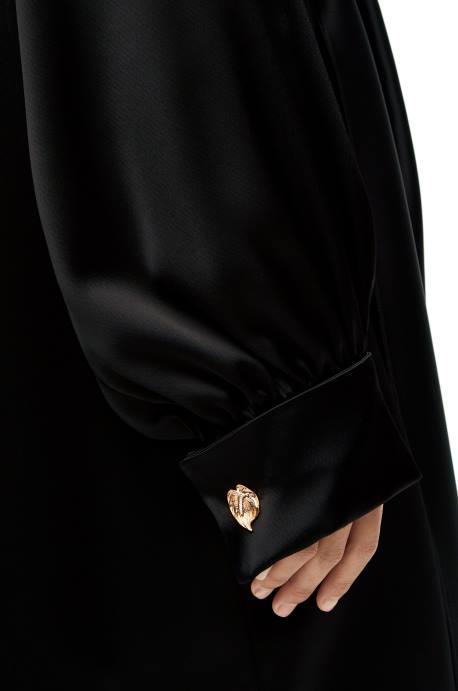 Loewe mujer vestido con nudo en crepé satinado LP641074 negro