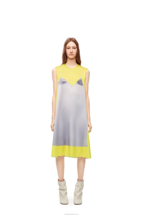 Loewe mujer vestido evasé de satén técnico LP641033 amarillo/gris
