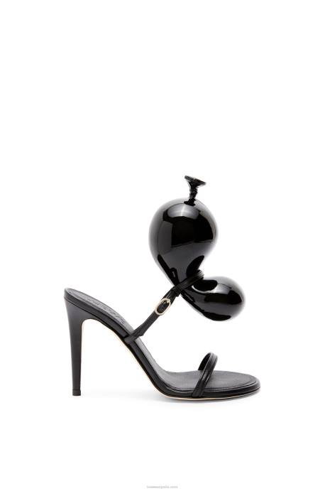 Loewe mujer sandalia globo en piel de cordero LP64707 negro