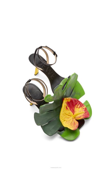 Loewe mujer sandalia pétalo en piel de cordero LP64690 negro