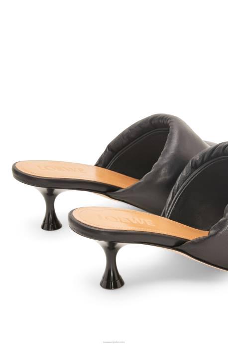 Loewe mujer Mules acolchados con anagrama de piel de cordero LP64755 negro