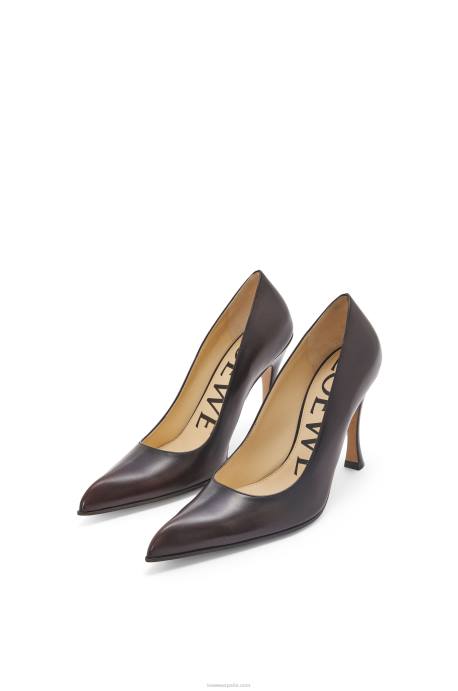 Loewe mujer Zapato de salón Comic Classic de piel de becerro LP64751 shitake/negro