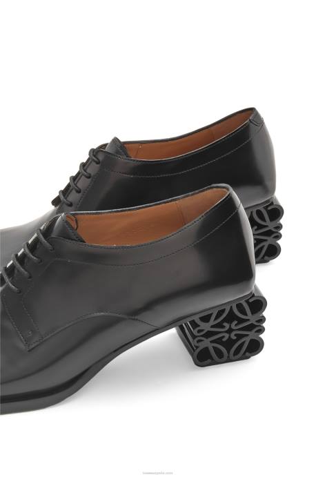 Loewe mujer Zapatos brogue con anagrama en piel de becerro LP64768 negro