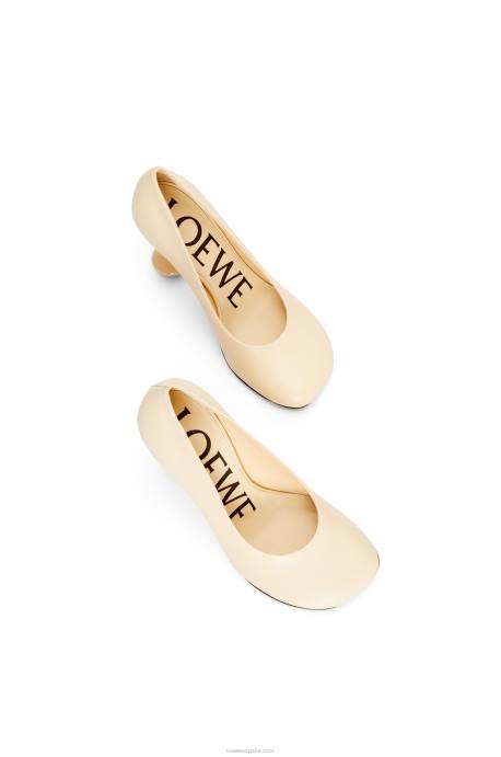Loewe mujer bomba de juguete en piel de cabra LP64727 leche de avena