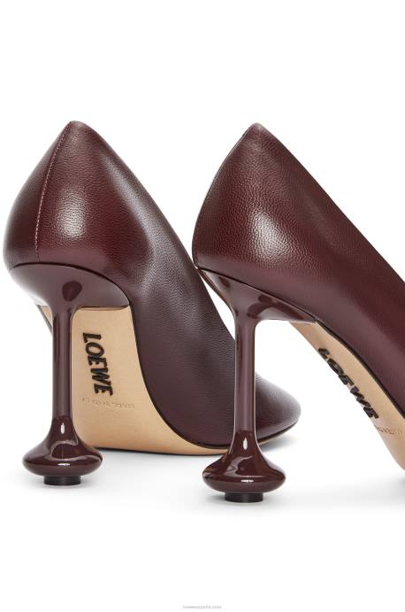 Loewe mujer bomba de juguete en piel de cabra LP64730 borgoña