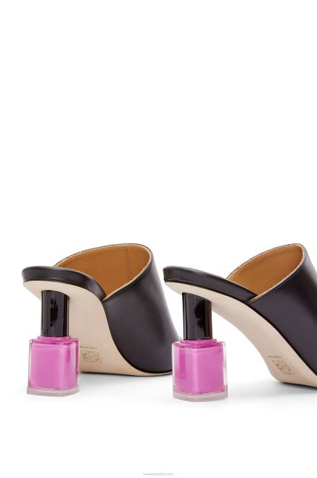Loewe mujer mule de esmalte de uñas en piel de becerro LP64757 negro/rosa