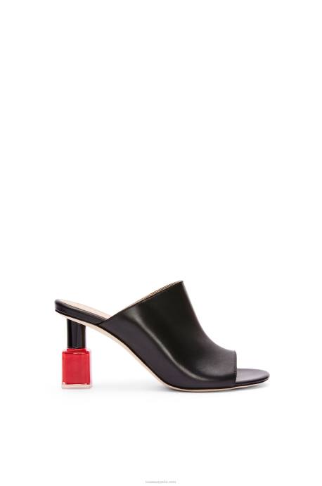 Loewe mujer mule de esmalte de uñas en piel de becerro LP64760 negro/rojo