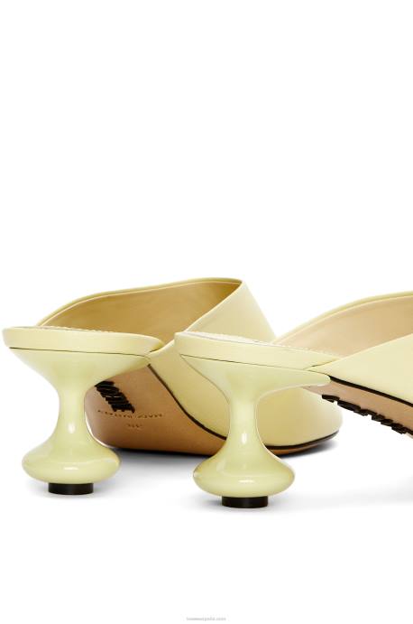 Loewe mujer mule de juguete en piel de cabra LP64736 acacia descolorida