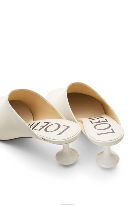 Loewe mujer mule de juguete en piel de cabra LP64737 blanco