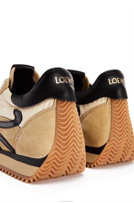 Loewe mujer runner flow de ante y nailon LP64644 oro/negro