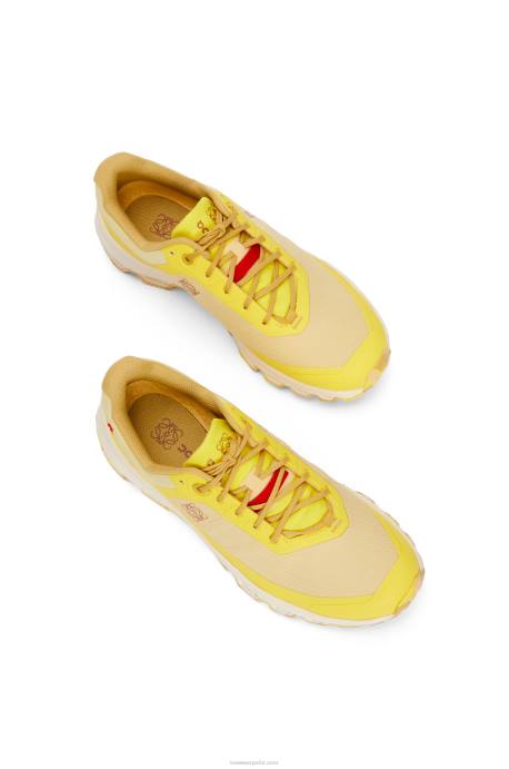 Loewe mujer zapatilla de running cloudventure de nailon LP64634 de color amarillo pálido