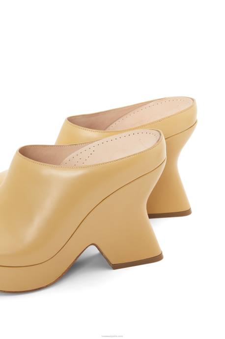 Loewe mujer zueco cuña terra de piel de becerro LP64745 corrector medio